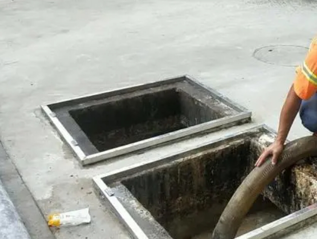 珠山化粪池清理